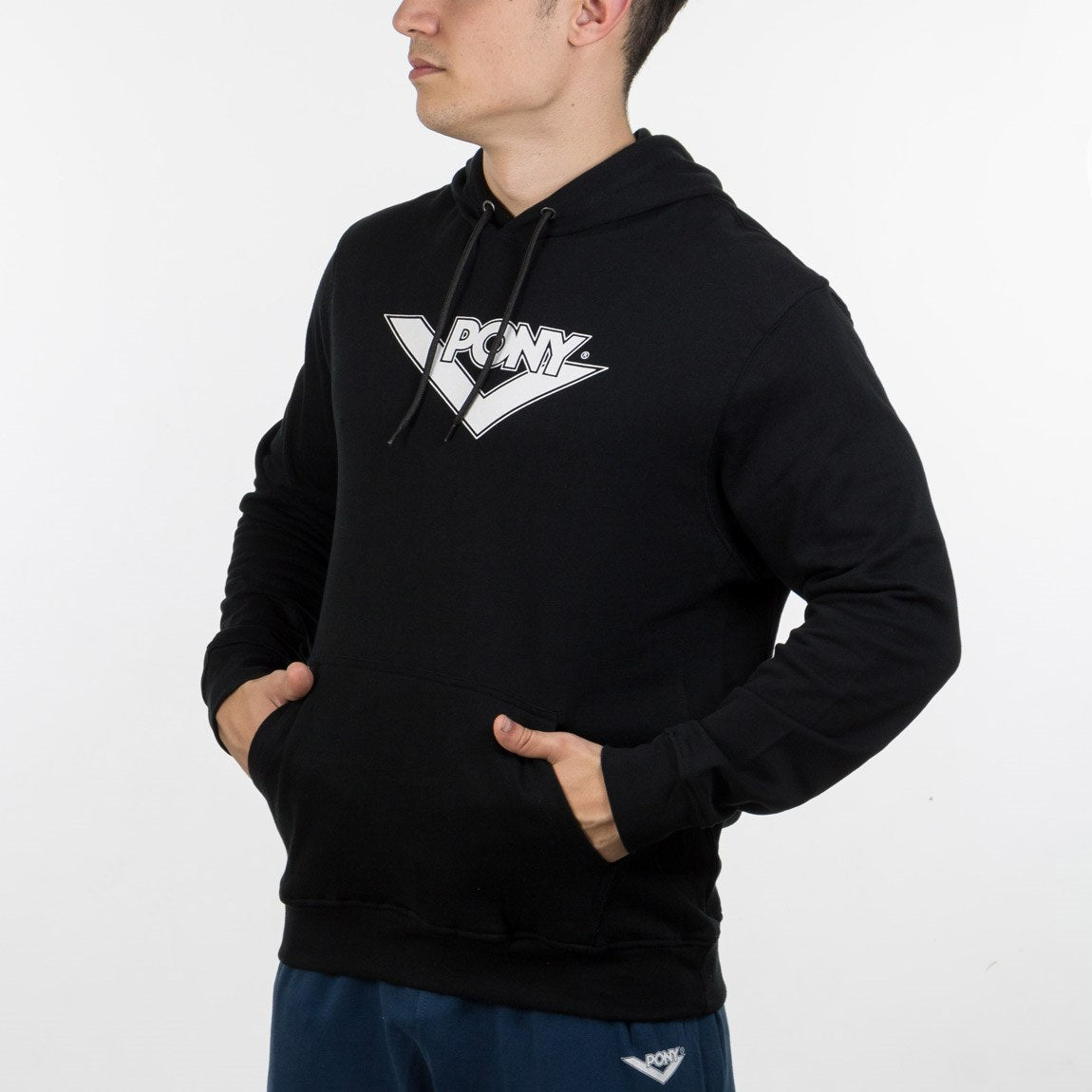 Pony hombre canguro-negro